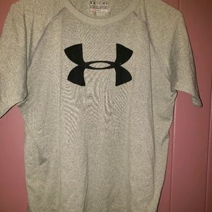 Under Armor T-shirt